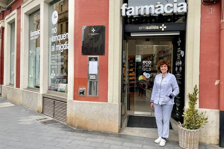 Emi Sallés, farmacéutica comunitaria en Sant Feliu de Guíxols (Girona) y una de las impulsoras de 'Renifar', centrado en el paciente renal.