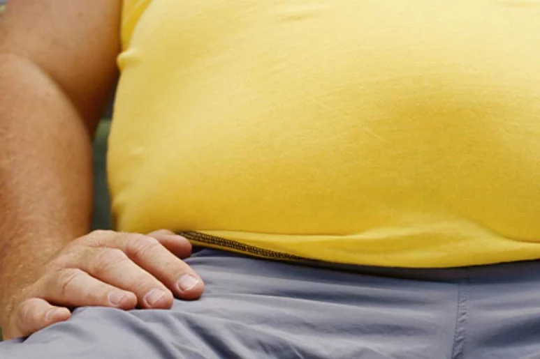 El estudio relaciona el sobrepeso y la obesidad con hasta 18 tipos de tumores.