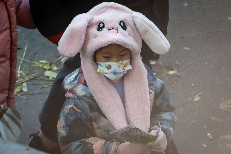 La OMS ha solicitado información detallada a las autoridades Chinas de este brote en niños. Foto. MARK R. CRISTINO/EFE. 