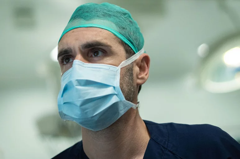 Ignasi Catalá es director médico del Instituto Clavel, especializado en abordaje neuroquirúrgico. Foto: INSTITUTO CLAVEL. 