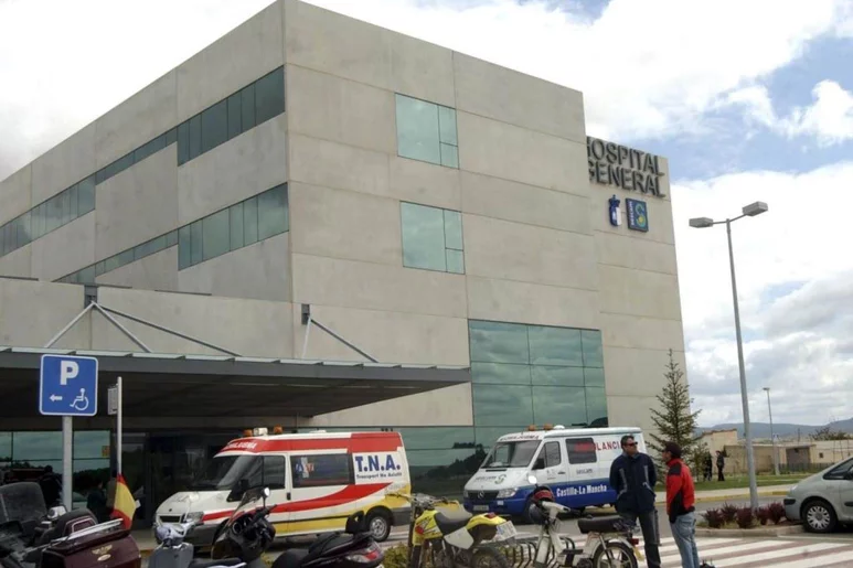 El Hospital General de Almansa (Albacete) en una imagen de archivo. Foto: DM 
